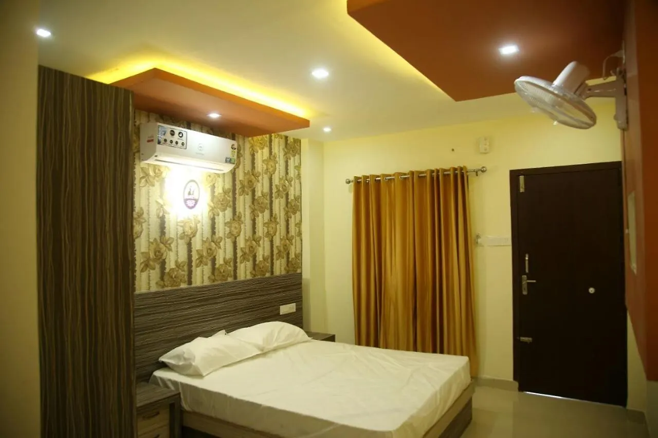 Ξενοδοχείο ημιδιαμονής City Tower Lodge Nilambūr