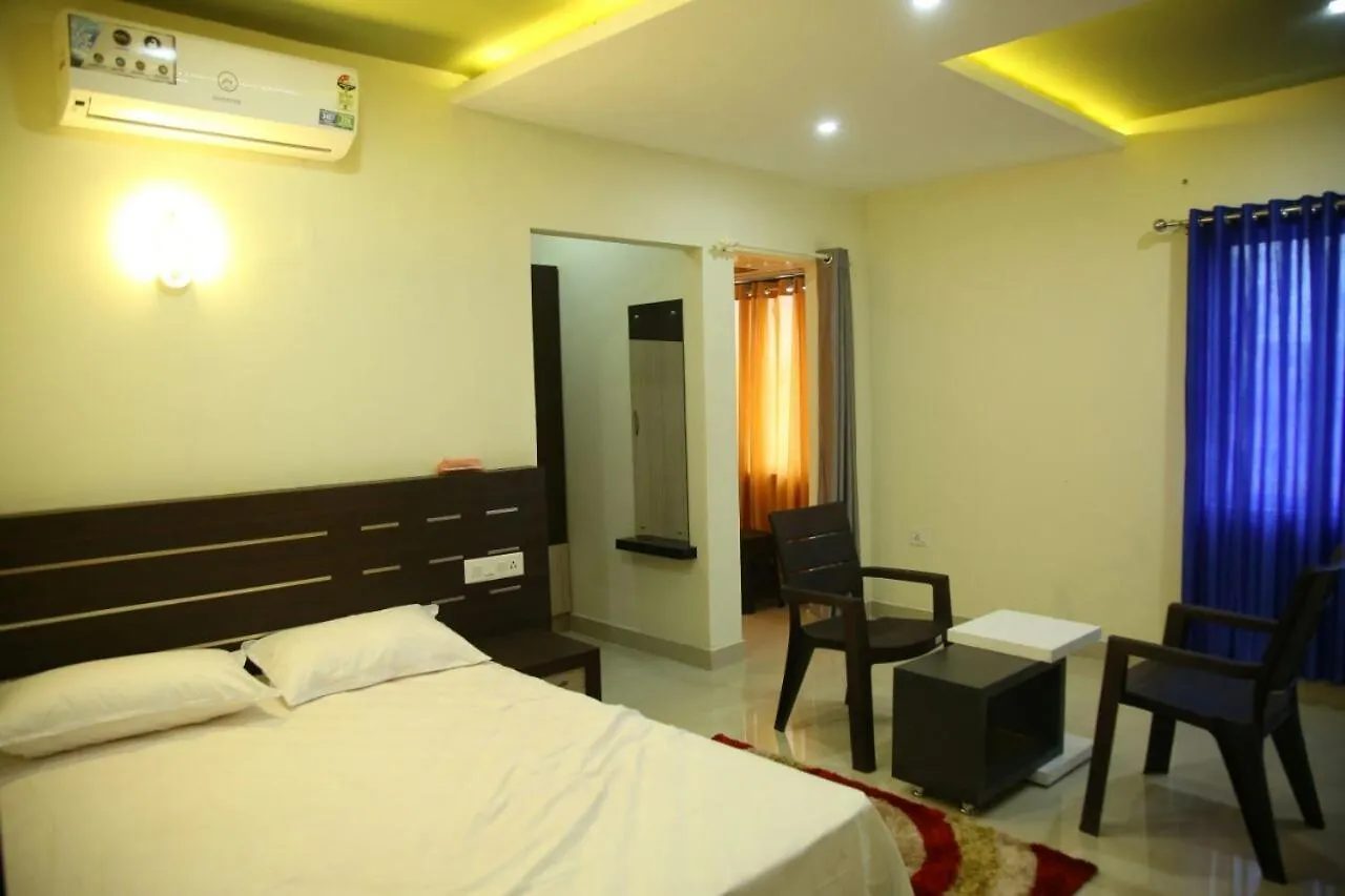 City Tower Lodge Nilambūr Ινδία